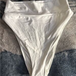 ⭐️3/$20 NWT aerie high cut cheeky swim bikini bottoms cream size M $24